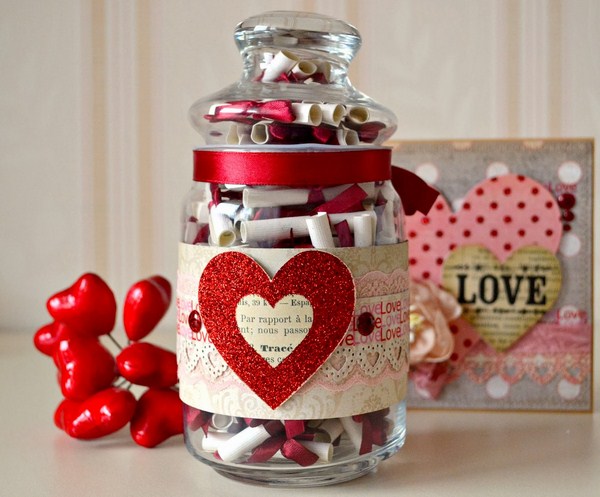Apa yang harus diberikan untuk Hari Valentine: hadiah untuk Hari Valentine, idea untuk hadiah luar biasa, gambar