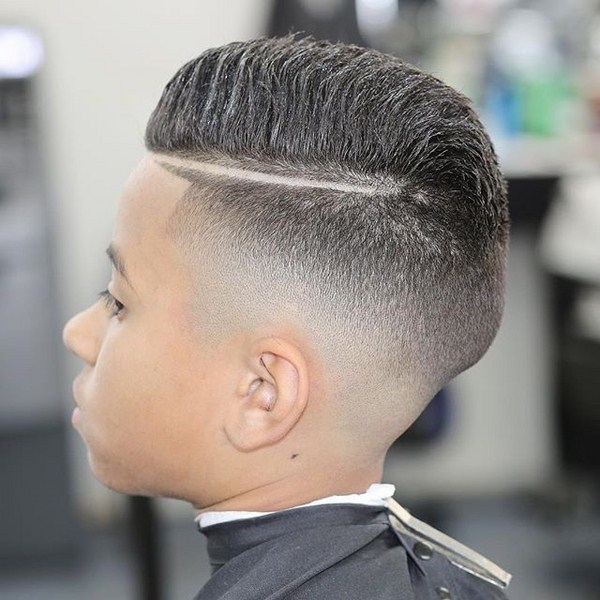 Potongan rambut fesyen untuk kanak-kanak lelaki 2024-2025: foto