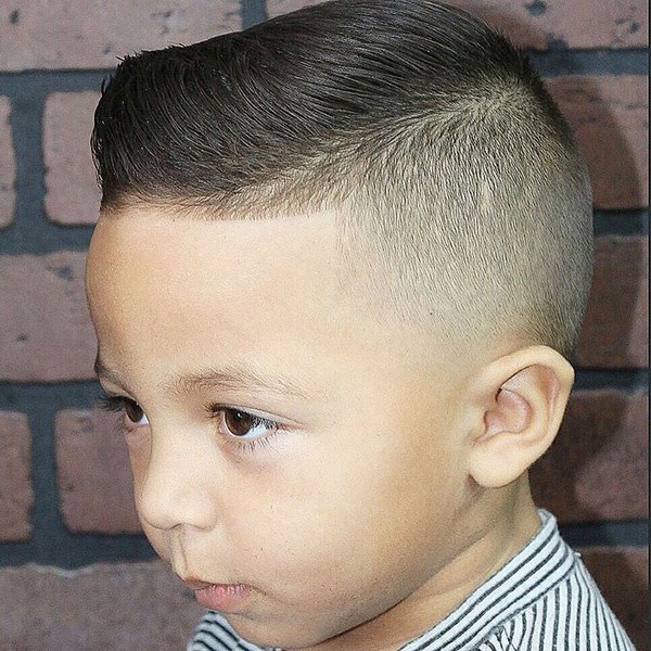 Potongan rambut fesyen untuk kanak-kanak lelaki 2024-2025: foto