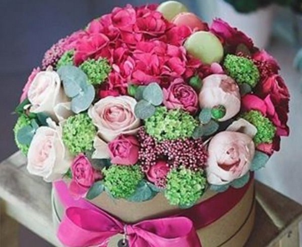 Bouquets bunga yang paling bergaya 2024-2025, gambar, trend bunga