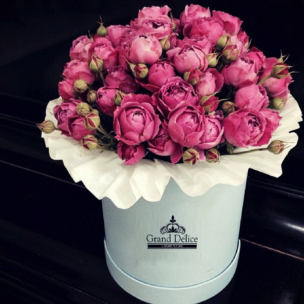 Bouquets bunga yang paling bergaya 2024-2025, gambar, trend bunga