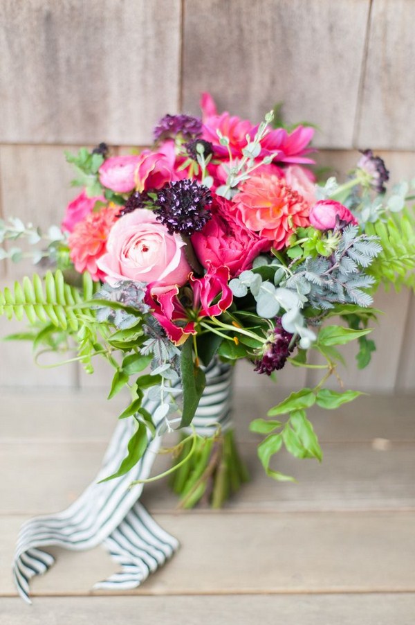 Bouquets bunga yang paling bergaya 2024-2025, gambar, trend bunga