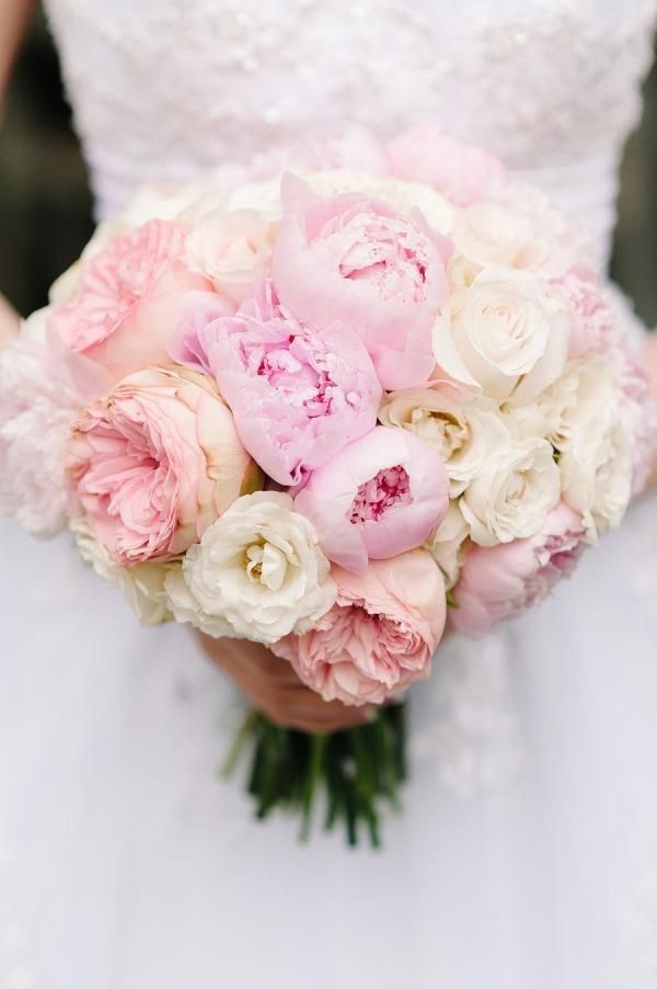 Bouquets bunga yang paling bergaya 2024-2025, gambar, trend bunga