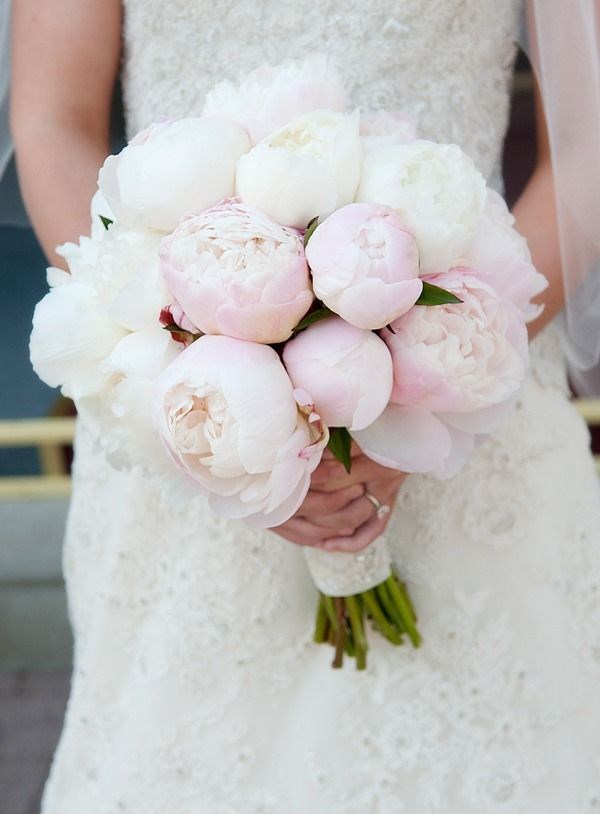 Bouquets bunga yang paling bergaya 2024-2025, gambar, trend bunga