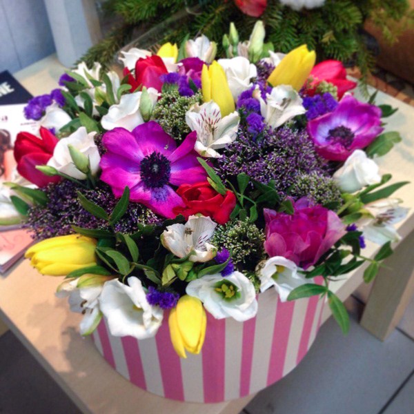 Bouquets bunga yang paling bergaya 2024-2025, gambar, trend bunga