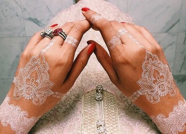 Tato flash asal: gambar, idea tatu flash untuk kanak-kanak perempuan