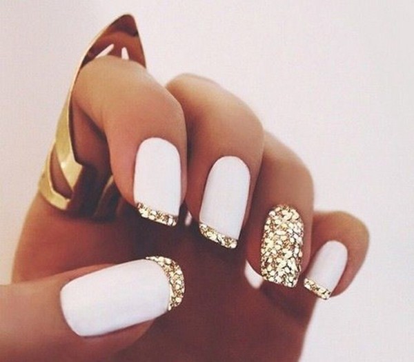 Manicure Perancis yang indah 2024-2025: foto, berita