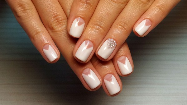 Manicure Perancis yang indah 2024-2025: foto, berita
