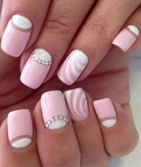 Manicure Perancis yang indah 2024-2025: foto, berita