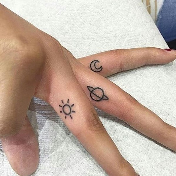 Tato kecil asal: gambar, idea-idea tatu kecil untuk kanak-kanak perempuan