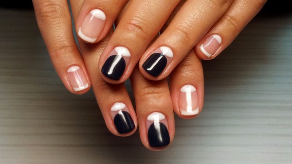 Manicure Perancis yang indah 2024-2025: foto, berita