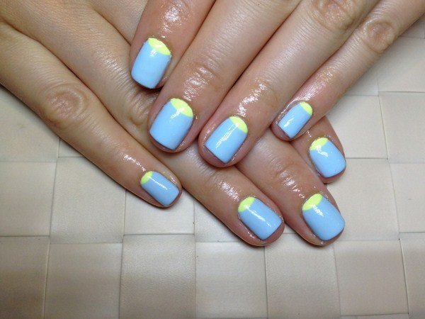 Manicure Perancis yang indah 2024-2025: foto, berita