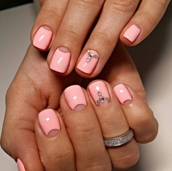 Manicure Perancis yang indah 2024-2025: foto, berita