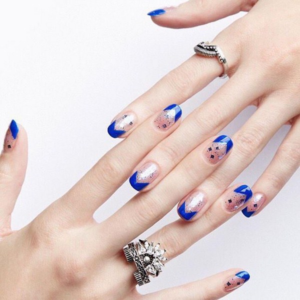 Manicure Perancis yang indah 2024-2025: foto, berita