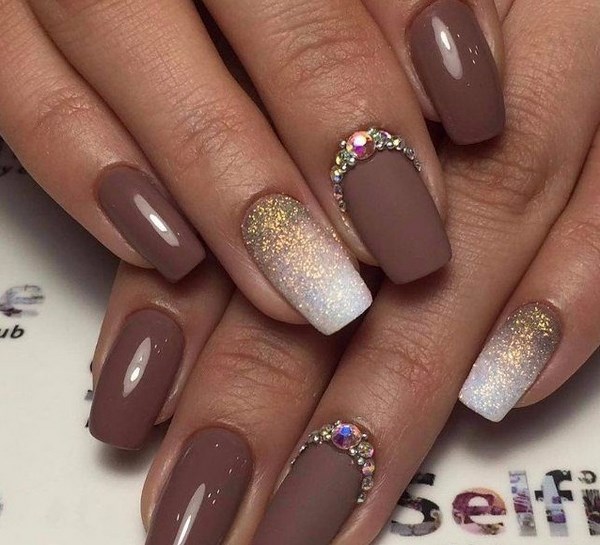 Manikur kejatuhan bergaya 2024-2025: gambar, idea-idea jatuh manicure