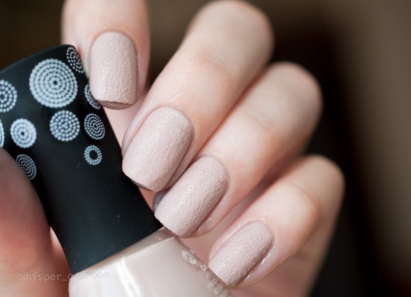 Manicure bogel cantik: gambar, berita, idea-idea manicure bogel