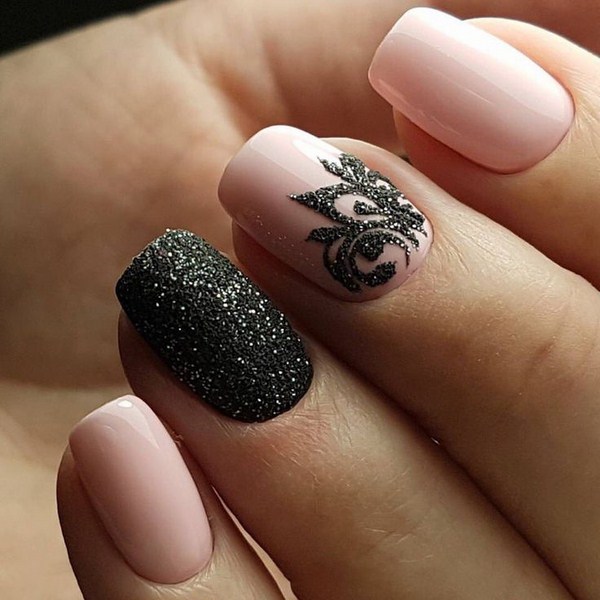 Manicure bogel cantik: gambar, berita, idea-idea manicure bogel