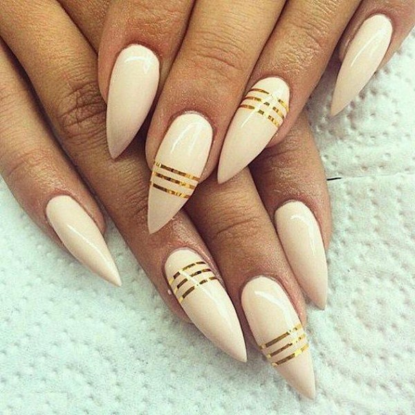Manicure bogel cantik: gambar, berita, idea-idea manicure bogel