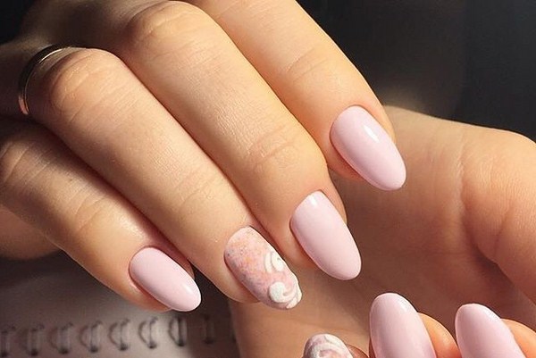 Manicure bogel cantik: gambar, berita, idea-idea manicure bogel