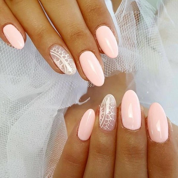 Manicure bogel cantik: gambar, berita, idea-idea manicure bogel