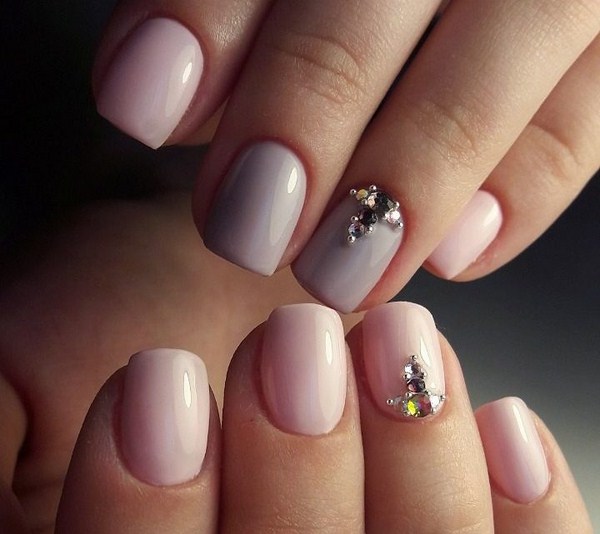 Manicure bogel cantik: gambar, berita, idea-idea manicure bogel