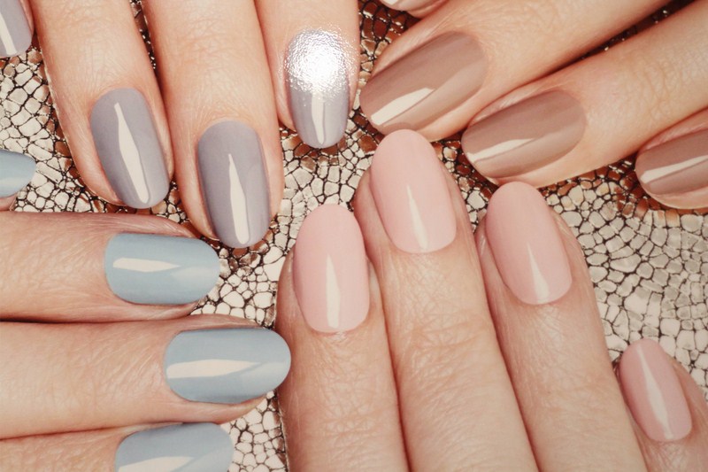 Manicure bogel cantik: gambar, berita, idea-idea manicure bogel