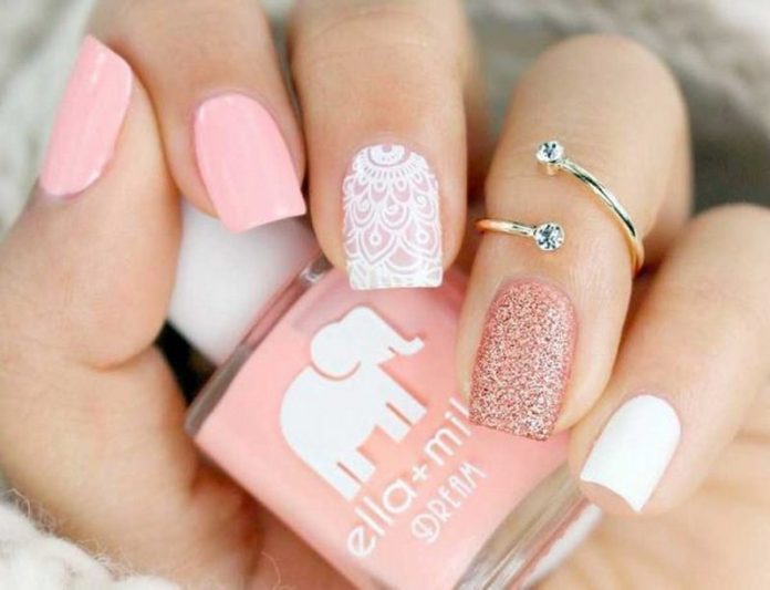 Manicure bogel cantik: gambar, berita, idea-idea manicure bogel