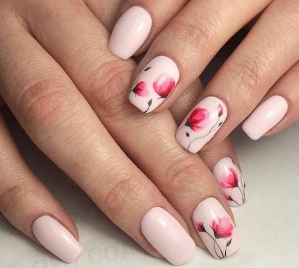 Manikur bunga yang menarik 2024-2025: gambar, idea-idea manicure dengan bunga