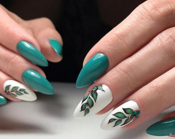 Manikur bunga yang menarik 2024-2025: gambar, idea-idea manicure dengan bunga