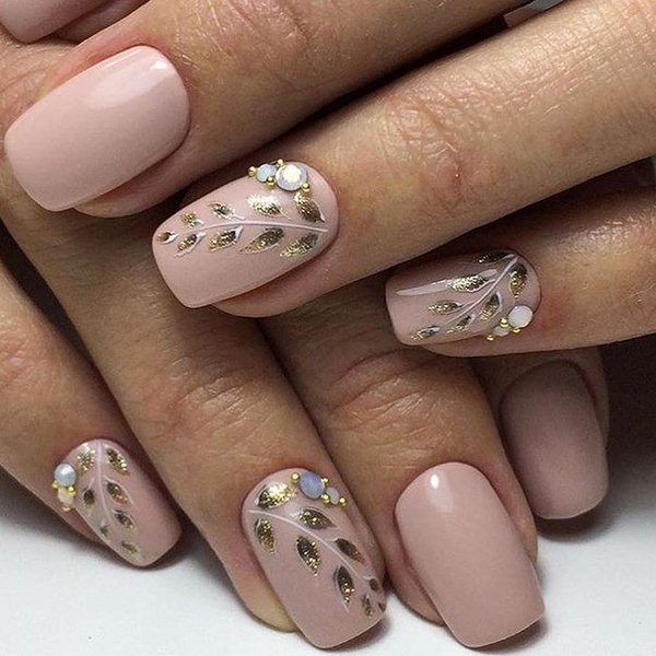 Manikur bunga yang menarik 2024-2025: gambar, idea-idea manicure dengan bunga