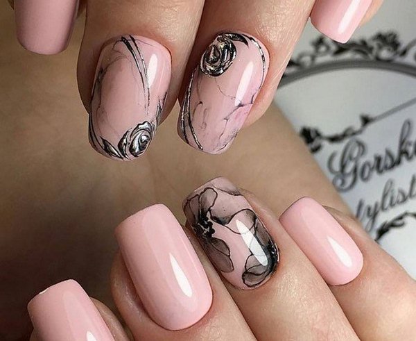 Manikur bunga yang menarik 2024-2025: gambar, idea-idea manicure dengan bunga
