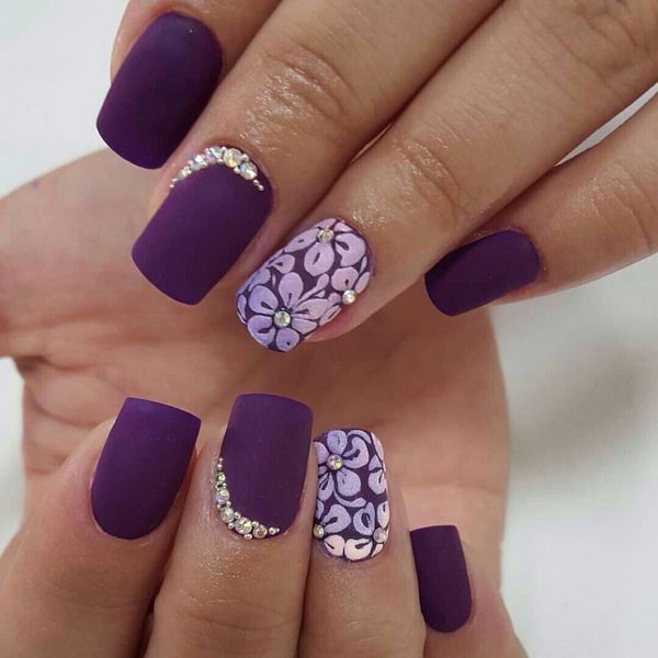Manikur bunga yang menarik 2024-2025: gambar, idea-idea manicure dengan bunga