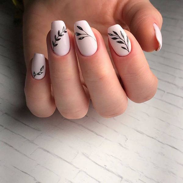 Manikur bunga yang menarik 2024-2025: gambar, idea-idea manicure dengan bunga
