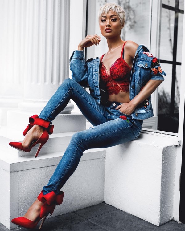 Jaket denim trend 2024-2025: foto, berita, trend