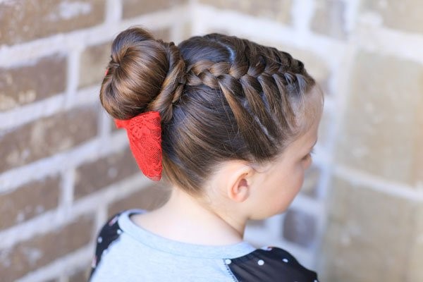 Gaya rambut yang menawan untuk kanak-kanak perempuan 2024-2025: gaya rambut idea foto di tadika dan sekolah