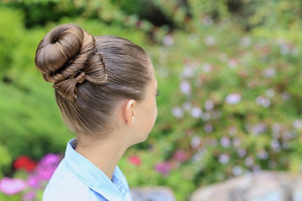 Gaya rambut yang menawan untuk kanak-kanak perempuan 2024-2025: gaya rambut idea foto di tadika dan sekolah