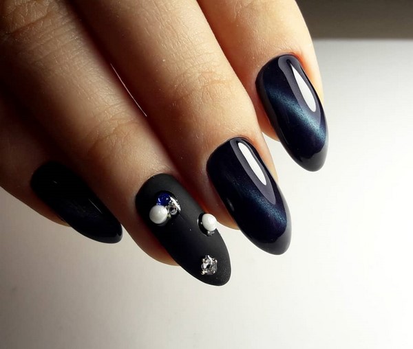 Manicure mata kucing misterius 2024-2025: idea reka bentuk kuku