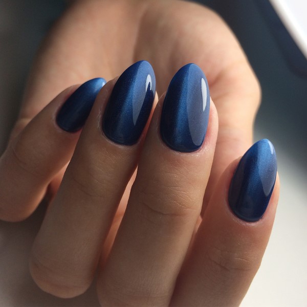 Manicure mata kucing misterius 2024-2025: idea reka bentuk kuku