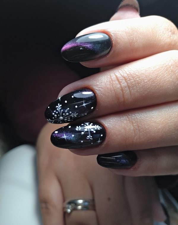 Manicure mata kucing misterius 2024-2025: idea reka bentuk kuku