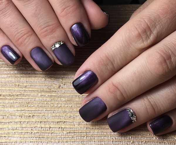 Manicure mata kucing misterius 2024-2025: idea reka bentuk kuku