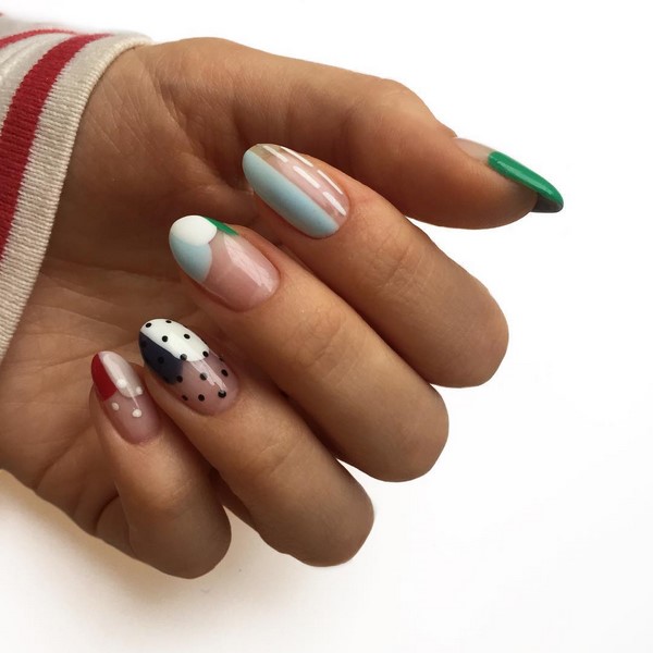 Manicure yang indah untuk kuku berbentuk almond 2024-2025: foto