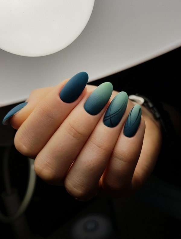 Manicure yang indah untuk kuku berbentuk almond 2024-2025: foto