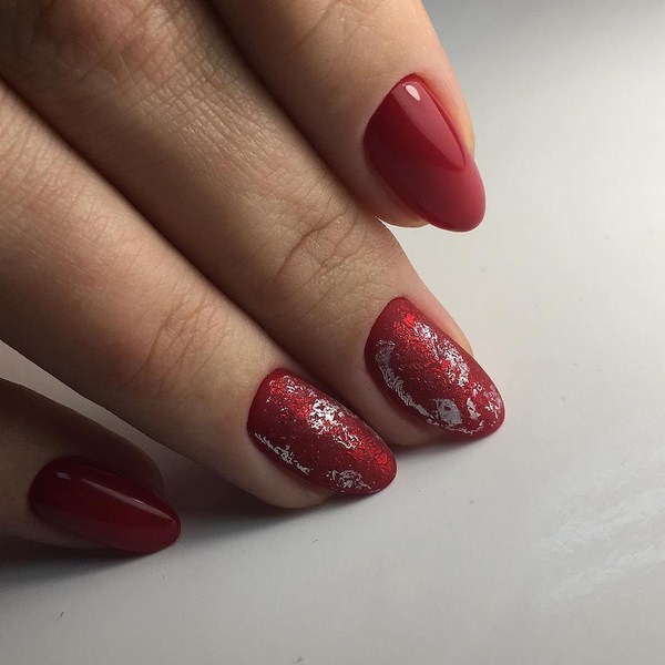 Manicure Tahun Baru Brilian 2024: contoh foto