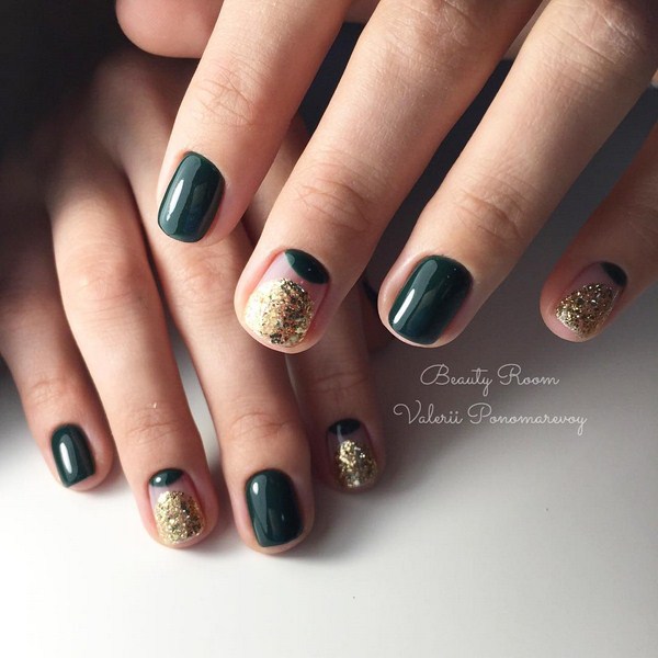 Manicure Tahun Baru Brilian 2024: contoh foto