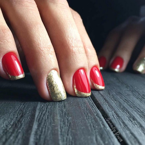 Manicure Tahun Baru Brilian 2024: contoh foto