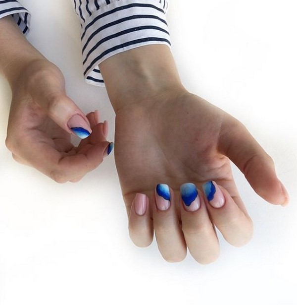 Berita atas gel menggilap manicure 2024-2025: idea-idea foto pengilat gel kuku seni