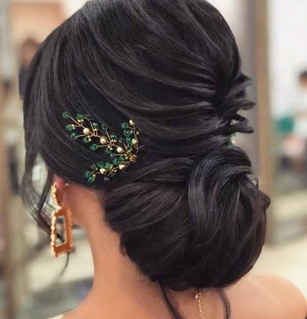 Gaya rambut baru untuk Tahun Baru 2024: idea terbaik untuk gaya rambut Tahun Baru untuk setiap selera