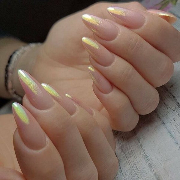Reka bentuk kuku bergemerlapan perhiasan 2024-2025: manicure yang paling bergaya dalam foto