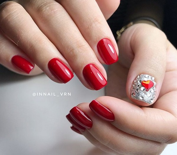 Reka bentuk kuku bergemerlapan perhiasan 2024-2025: manicure yang paling bergaya dalam foto