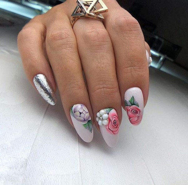 Reka bentuk kuku bergemerlapan perhiasan 2024-2025: manicure yang paling bergaya dalam foto